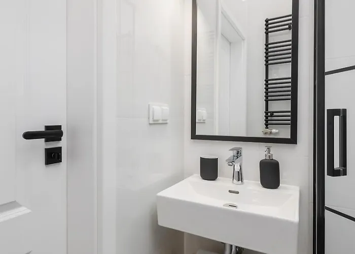 شقة With Balcony - Starowislna 41 *